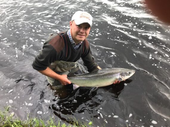 Neil Borthwick, who was helping out last week at Rothes with a 19lb fish from the Junction Pool.
