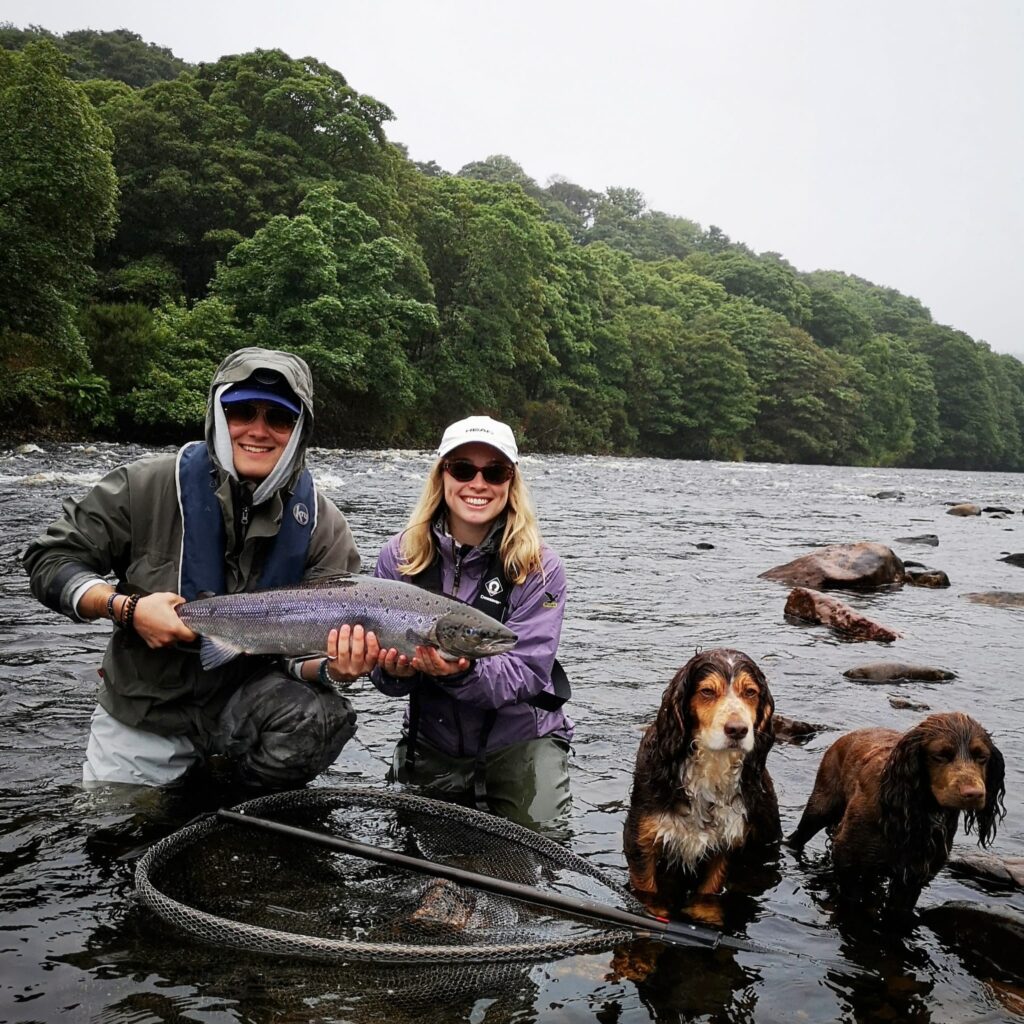 Charlie-Tuffill-with-her-fish-in-Big-Haddie-along-with-Rory-Mountain-and-the-Management-1024x1024.jpg